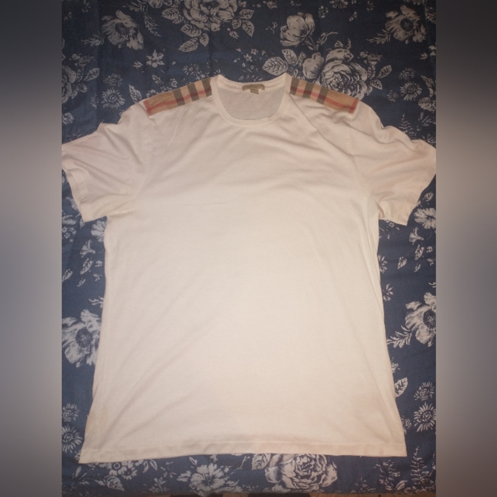 BURBERRY TSHIRT